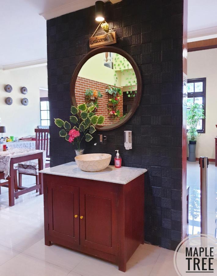 Maple Tree Homestay Maguwo Zewnętrze zdjęcie